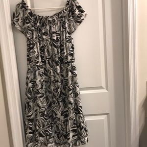 Black and white print dress